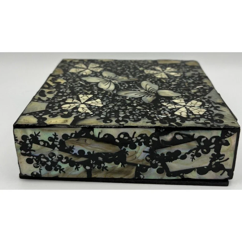 VNTG Lacquer Inlaid Mother of Pearl set of 4 Abalone Coaster Set & box - Korean